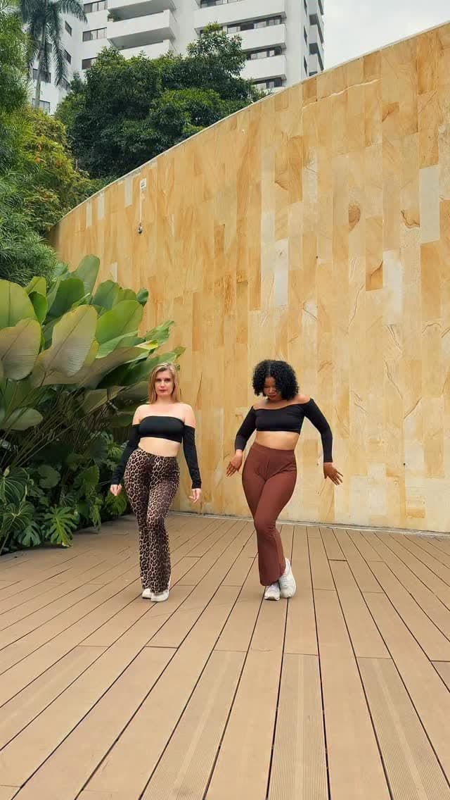 Salsa y Bachata classes Lucia Chacon. Cali