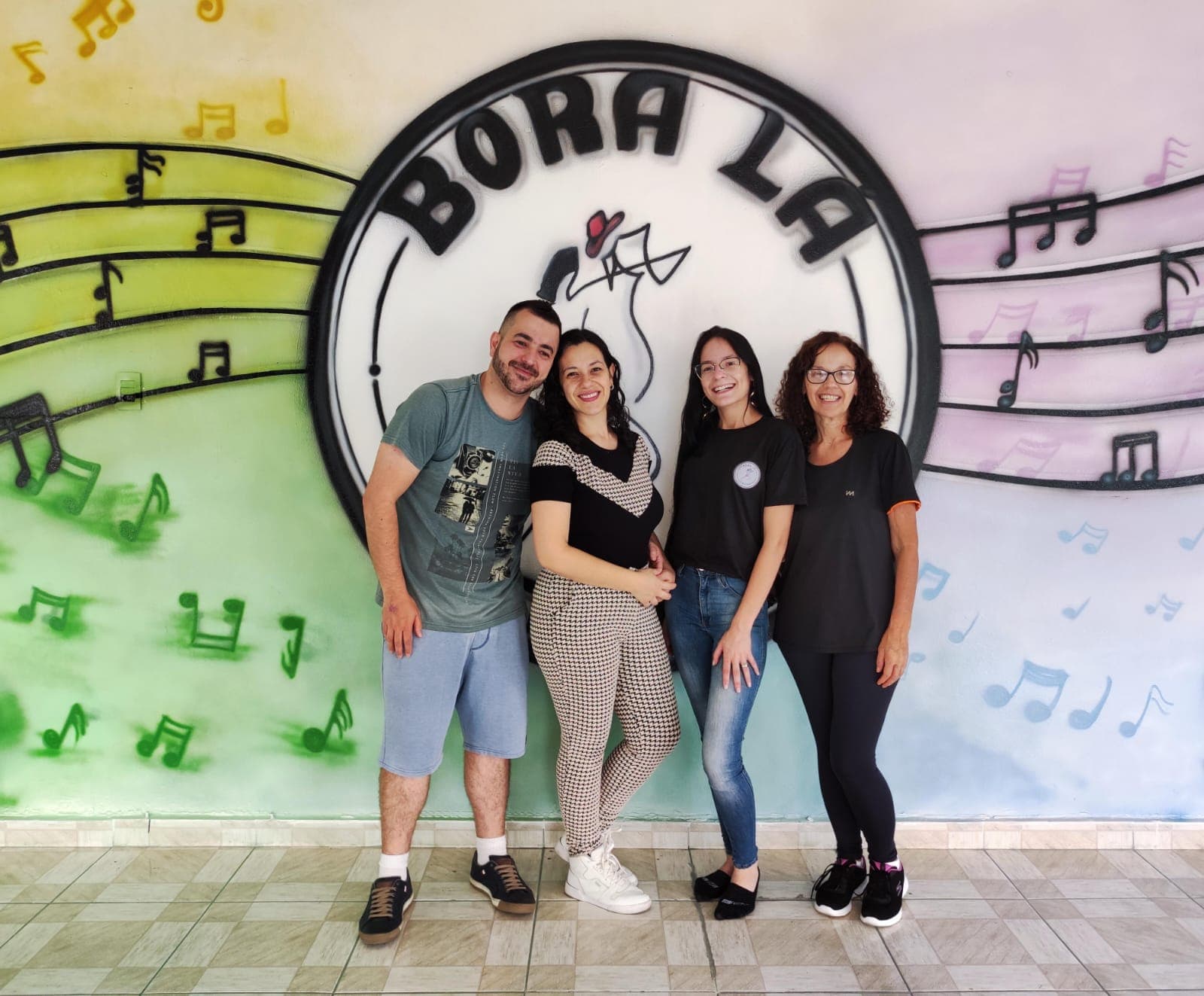 Bora La Escola e Cia de Dança. São Bernardo do Campo
