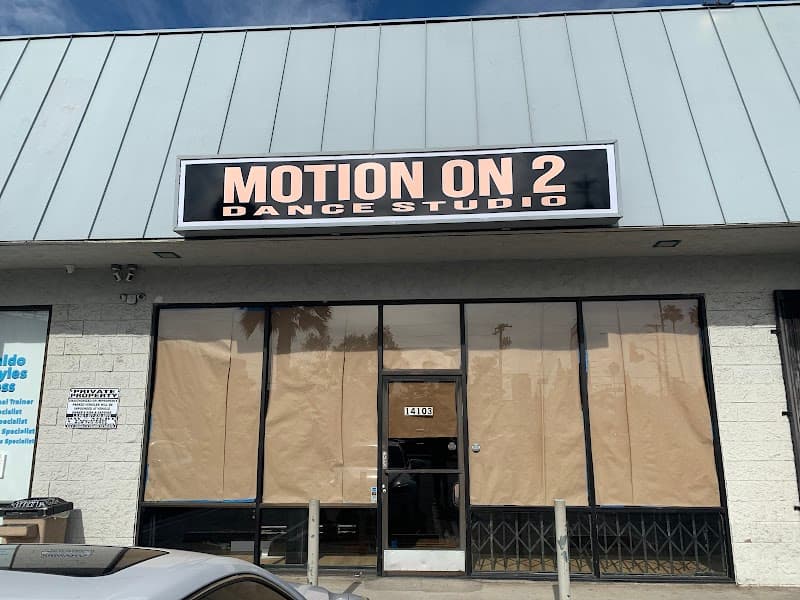 Motion On 2 | Salsa & Bachata Classes in LA. Los Angeles