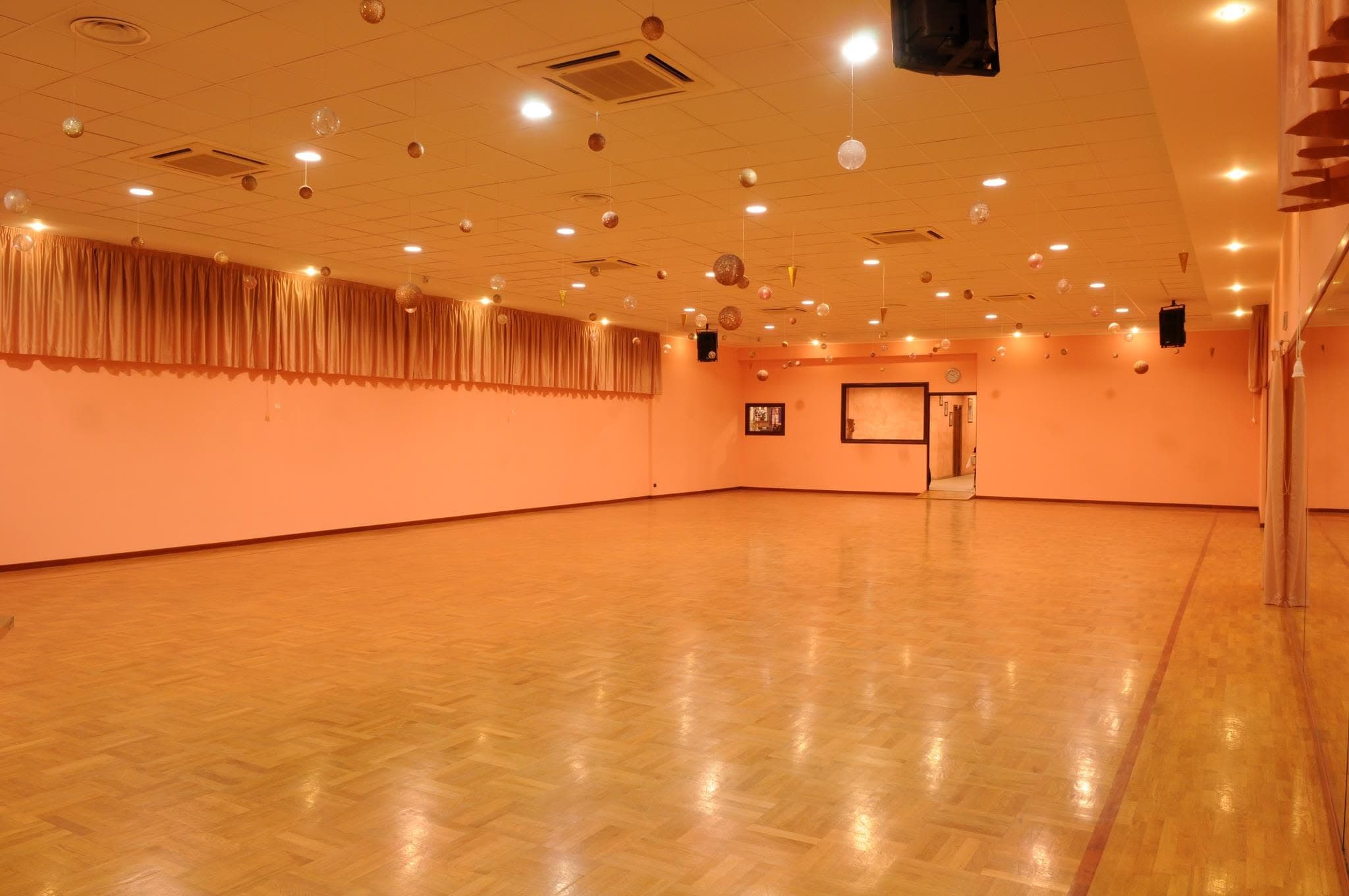 Dance Art Studio. Roma Rm
