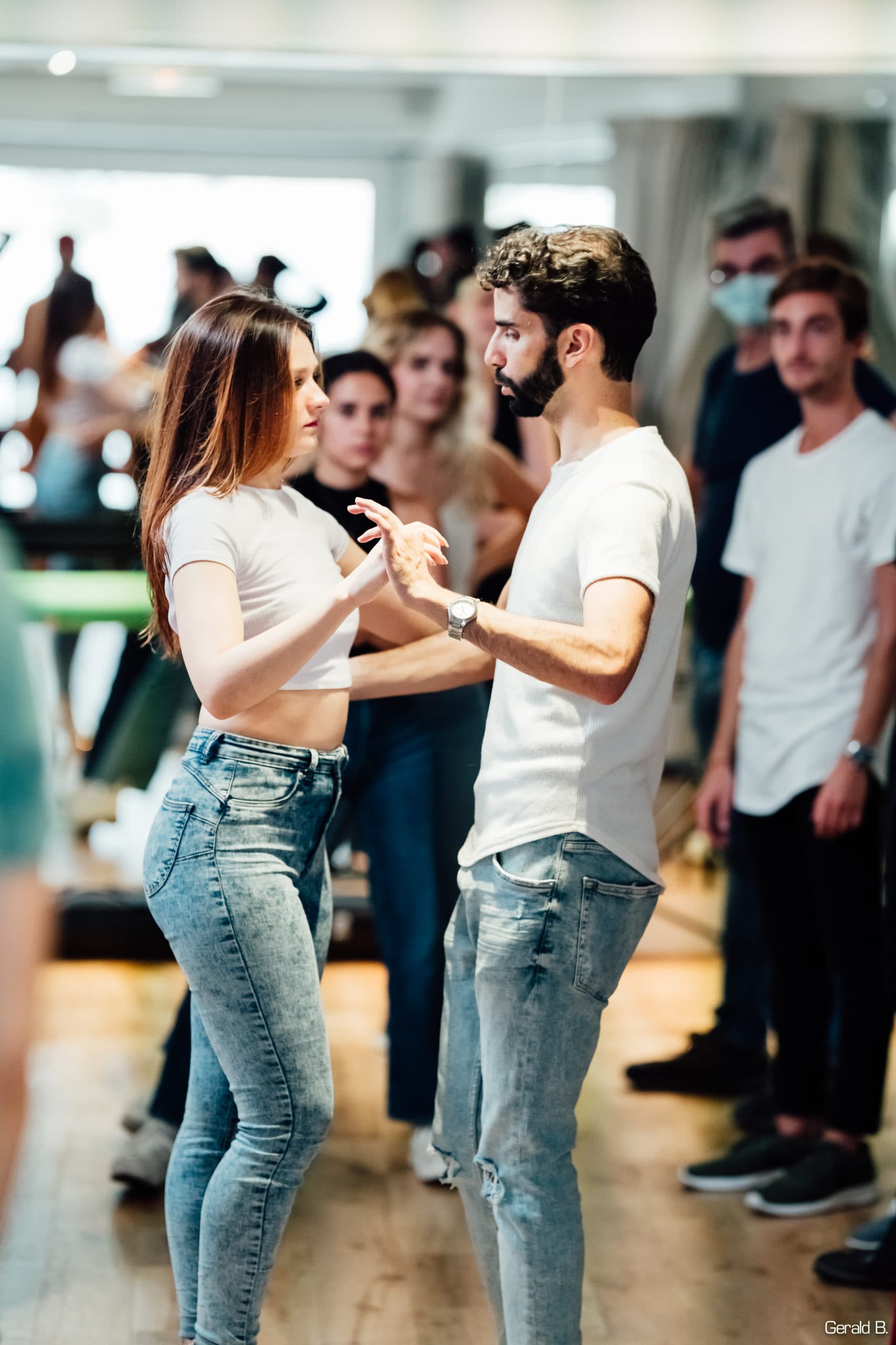 Latinflow Dance School 4ème. Paris