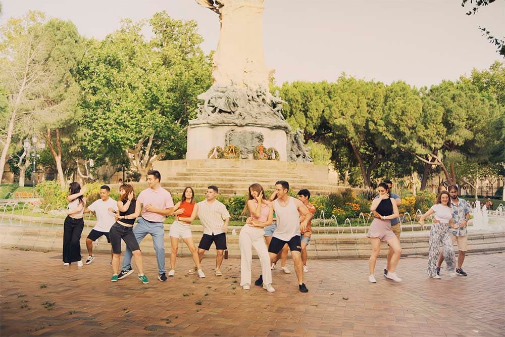 Unibaila Academia De Baile: Bachata Y Salsa En Zaragoza. Zaragoza